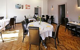 Hotel Restaurant Au Coucou